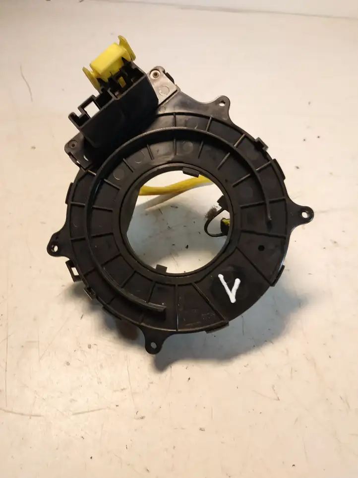 Toyota Avensis T220 (2000 - 2003) 96222 Контактное кольцо SRS — фото 4