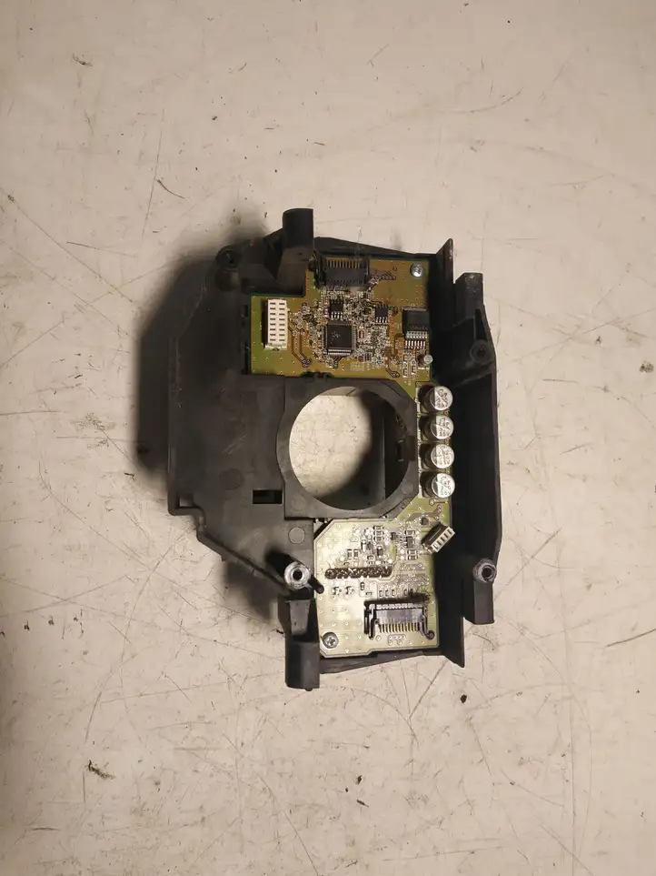 Volvo V50 (2004 - 2008) P30773146 Датчик угла поворота руля — фото 2