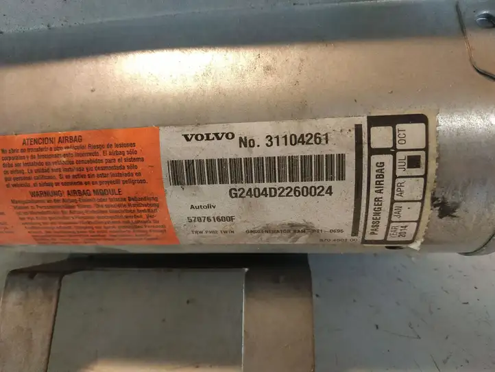 Volvo V70 (2000 - 2004) 31104261 Подушка безопасности пассажира — фото 5