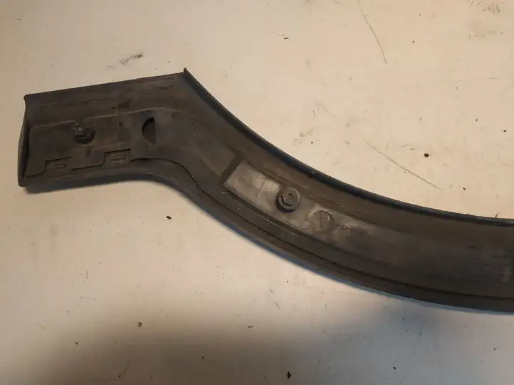 Opel Zafira A (1999 - 2003) 090597592 Накладка колесной арки — фото 2
