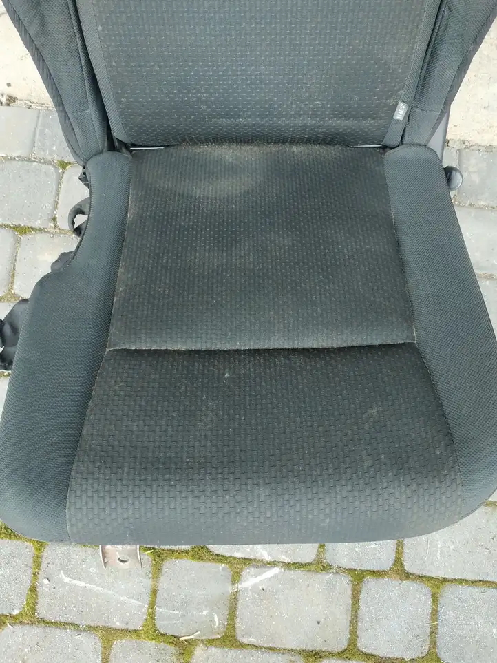 Toyota Corolla Verso AR10 (2004 - 2009) Второй ряд сидений — фото 8