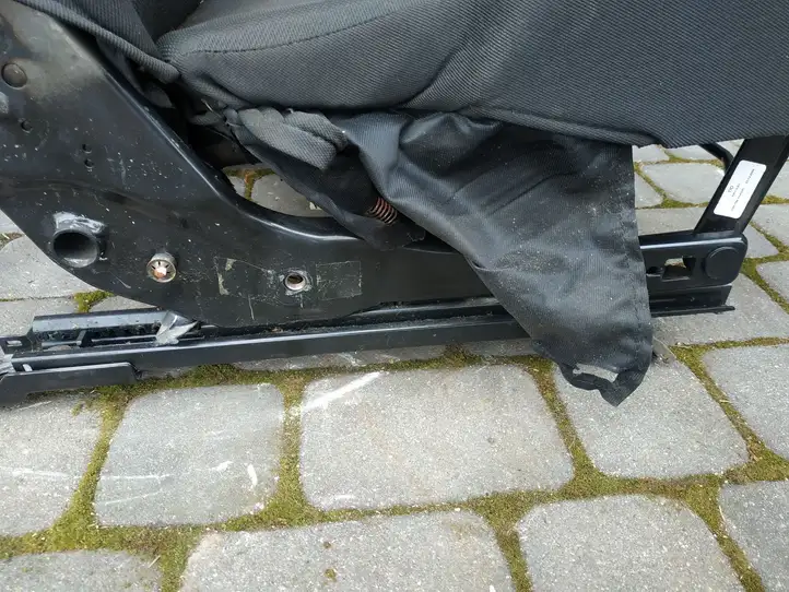 Toyota Corolla Verso AR10 (2004 - 2009) Второй ряд сидений — фото 9