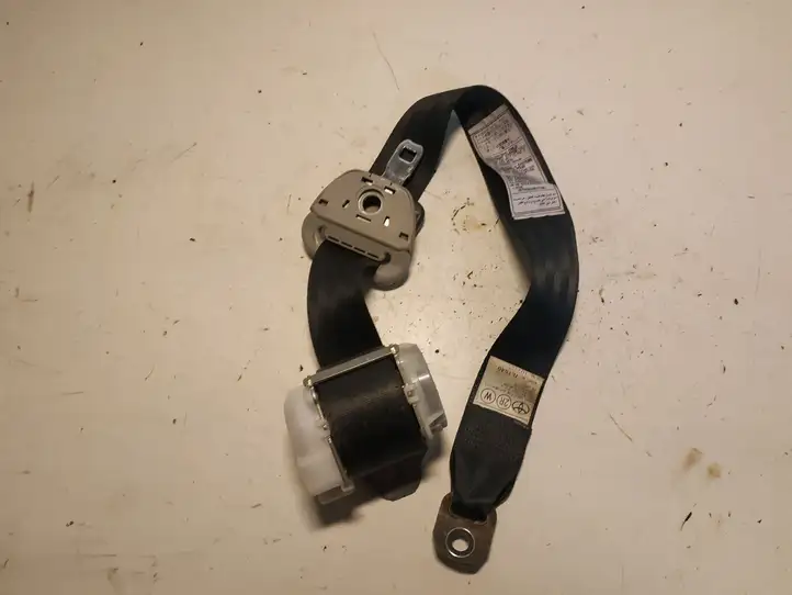 Toyota Corolla Verso AR10 (2004 - 2009) H073818 Задний ремень безопасности — фото 2