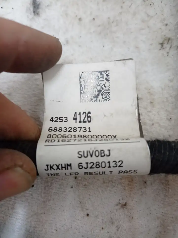 Buick Encore II (2019 - ) 42534126 Прочая электропроводка — фото 3