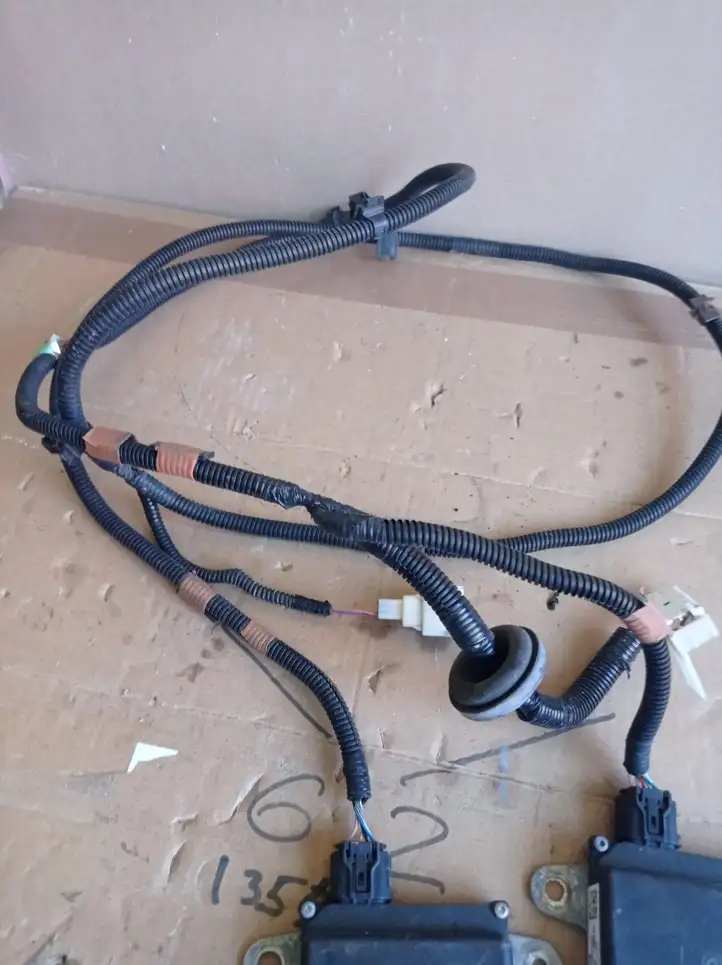 Toyota Sienna XL30 III (2011 - 2020) 8216B08020 Прочая электропроводка — фото 1