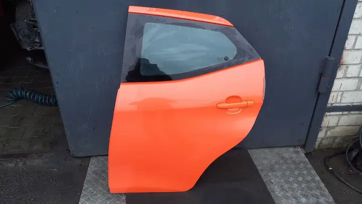 Toyota Aygo AB40 (2014 - 2018) Задняя дверь — фото 1