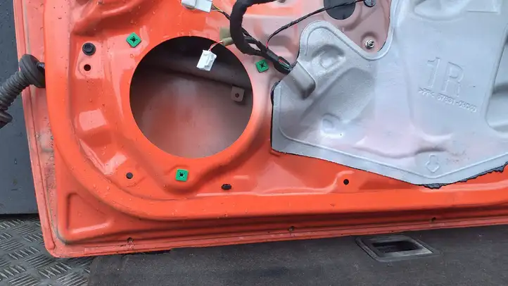 Toyota Aygo AB40 (2014 - 2018) Дверь — фото 7