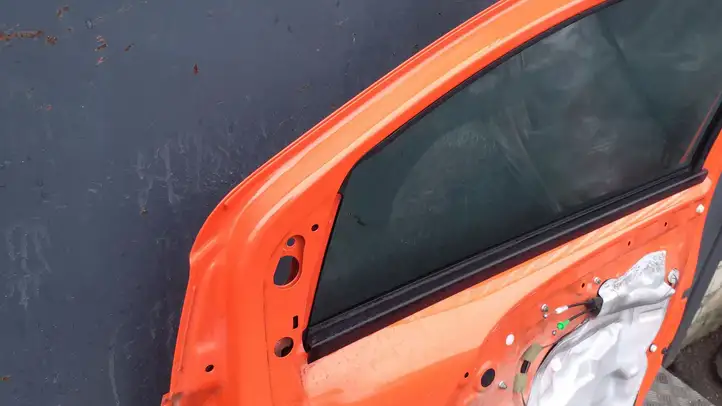 Toyota Aygo AB40 (2014 - 2018) Дверь — фото 16