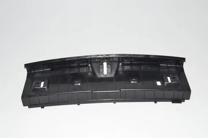 BMW 3 F30 F35 F31 (2012 - 2018) Отделка порога багажника — фото 4