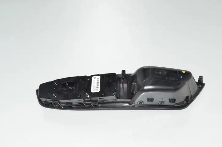 BMW 5 F10 F11 (2009 - 2016) Блок кнопок стеклоподъемников — фото 7