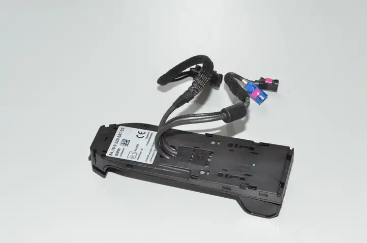 BMW 5 F10 F11 (2009 - 2016) Блок GSM — фото 6
