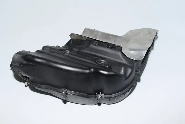BMW 7 F01 (2008 - 2016) 7577466 Корпус воздушного фильтра — фото 5