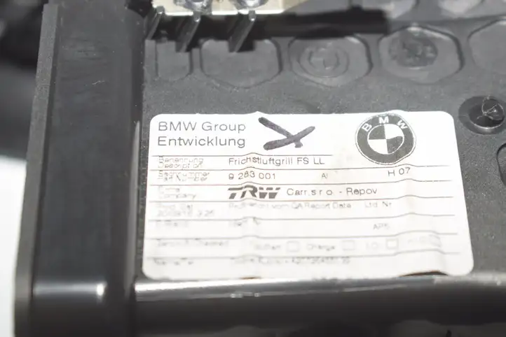 BMW i3 (2013 - ) Боковой воздушный дефлектор — фото 2