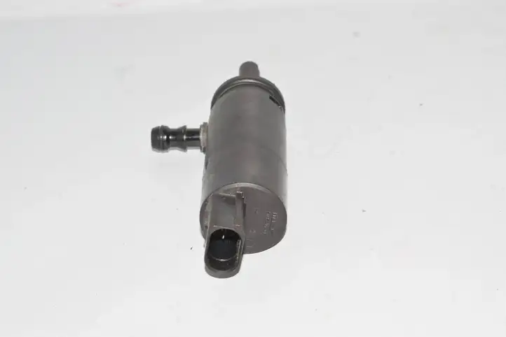 BMW 3 E92 E93 (2005 - 2014) 6973097 Насос омывателя фар — фото 3