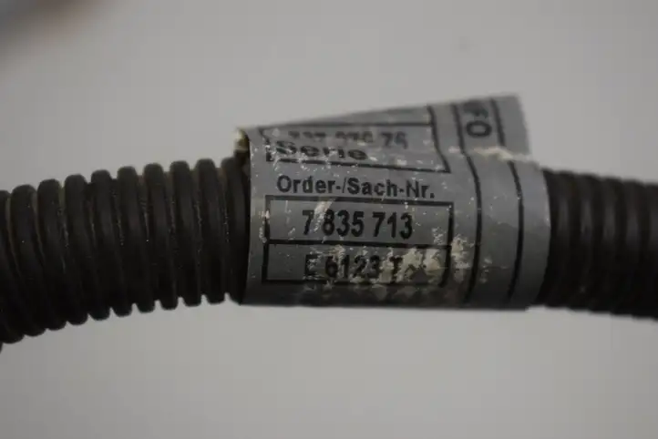 BMW 5 E60 E61 (2004 - 2010) 7835714 Плюсовой провод аккумулятора — фото 3