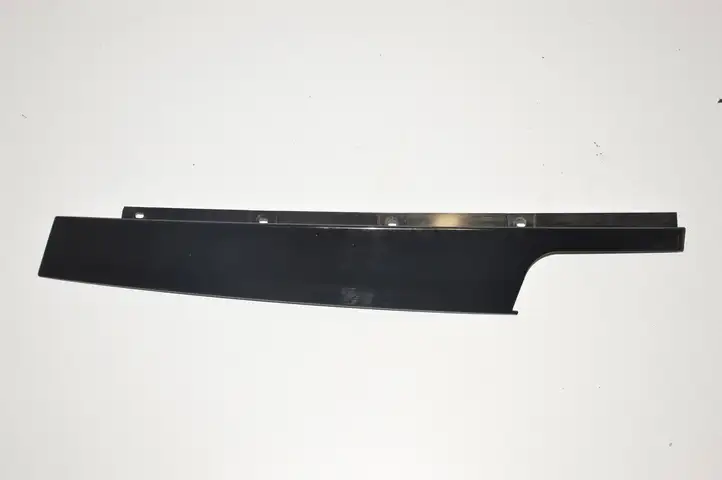 BMW 3 F30 F35 F31 (2012 - 2018) 7263384 Накладка стекла передней двери — фото 1