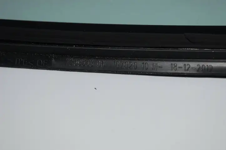 BMW 3 F30 F35 F31 (2012 - 2018) 7269554 Форточка двери — фото 2