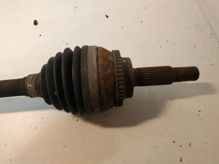 Toyota Avensis T250 (2003 - 2006) Передняя полуось — фото 2