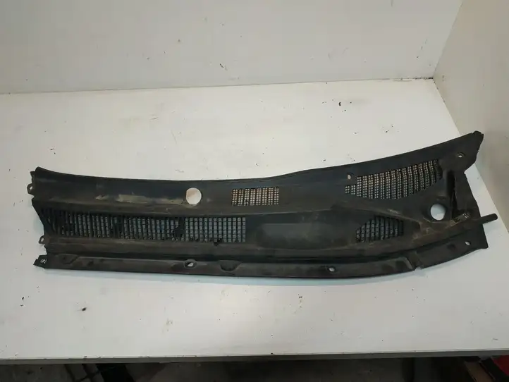 Toyota RAV 4 (XA20) (2000 - 2005) 5570842110 Жабо стеклоочистителей — фото 1