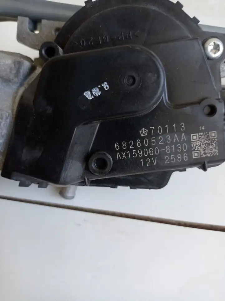 Jeep Grand Cherokee (2010 - 2021) 68260523AA Двигатель очистителей — фото 2