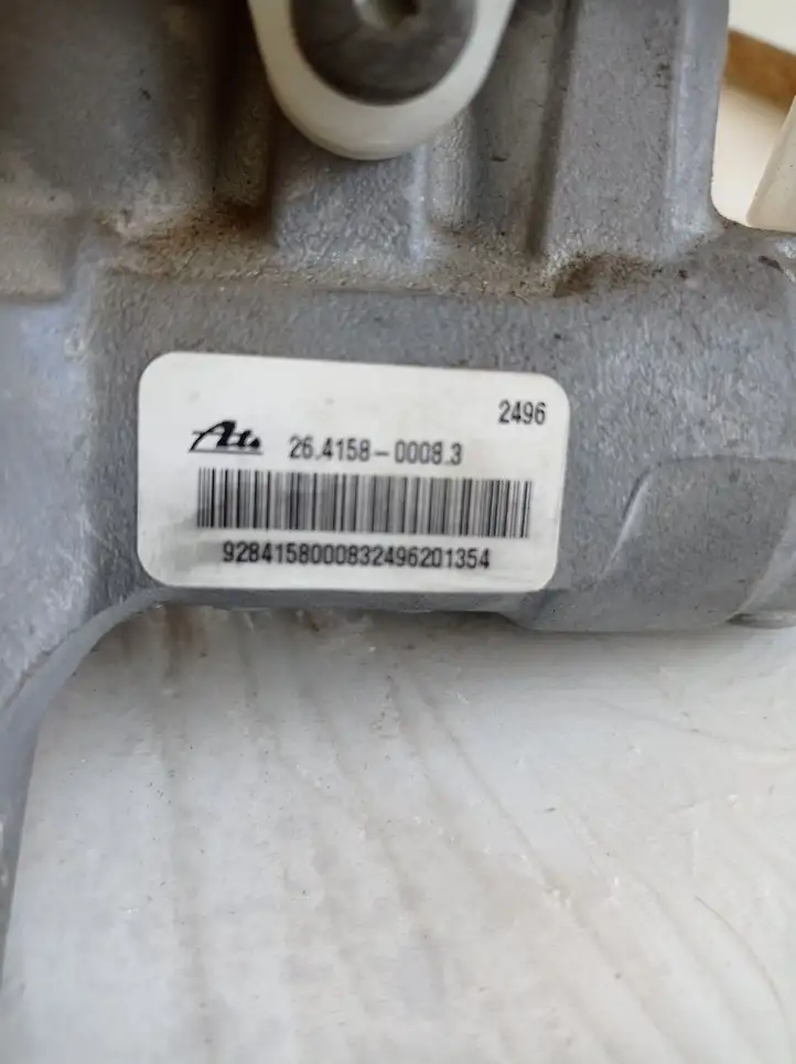 Jeep Grand Cherokee (2010 - 2021) 26415800083 Главный тормозной цилиндр — фото 2