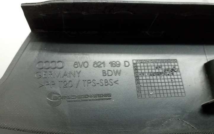 Audi A3/S3 8V (2012 - 2016)  8V0821169D Накладка на крыло