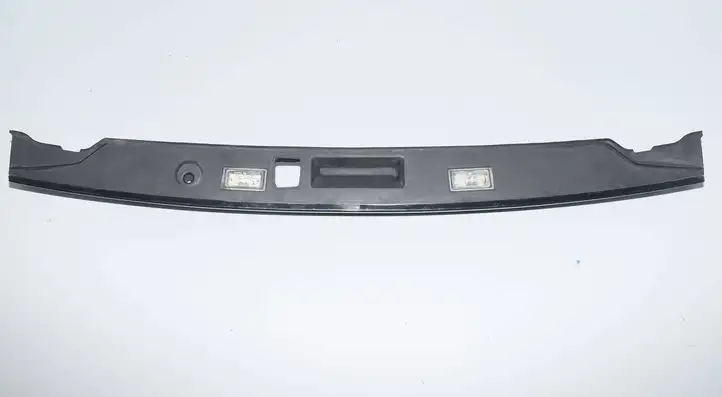 BMW 7 F01 (2008 - 2016) 7194176 Подсветка номера — фото 4