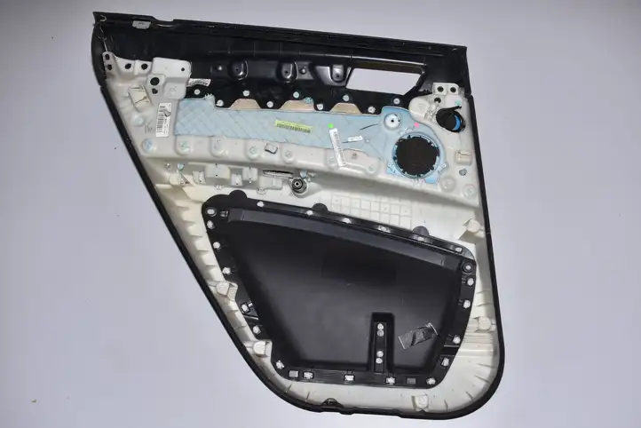 BMW X6 E71 (2008 - 2014) Обшивка задней двери — фото 3