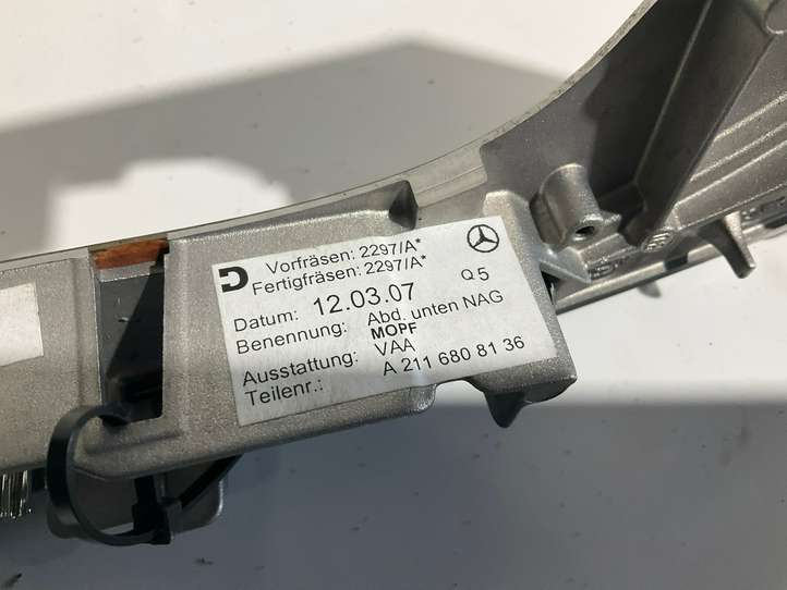 Mercedes-Benz E W211 (2002 - 2009)  A2116808136 Рамка рычага переключения передач