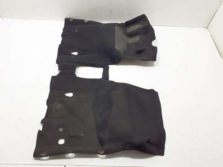 Renault Clio III (2005 - 2012)  8200409563 Передний коврик салона