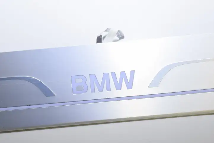 BMW 7 G11 G12 (2015 - 2022) Внутренняя отделка заднего порога — фото 6
