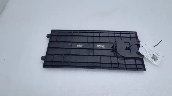 Suzuki SX4 S-Cross (2013 - 2021) 7631161M0 Прочая отделка багажника — фото 3