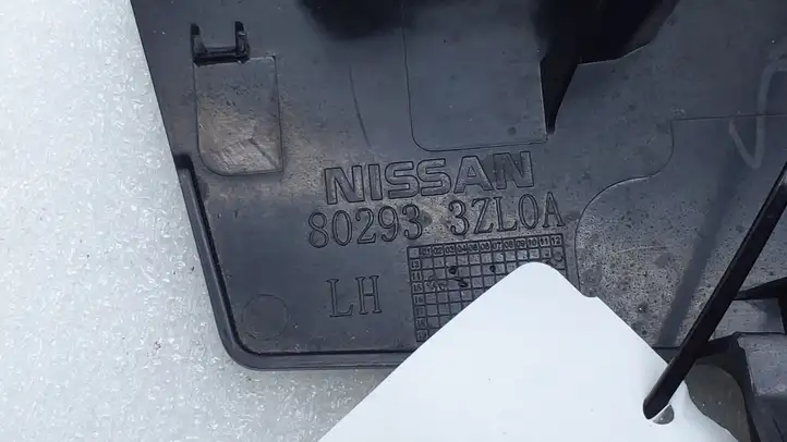 Nissan Pulsar (2014 - 2018) 802933ZL0A Прочая отделка передней двери — фото 2