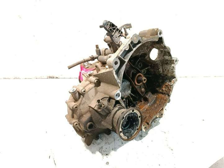 Volkswagen Polo (2009 - 2015)  LNR Механическая коробка передач, 5 передач