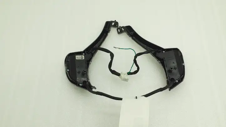 Nissan Pulsar (2014 - 2018) 874A Кнопки на рулевом колесе — фото 5
