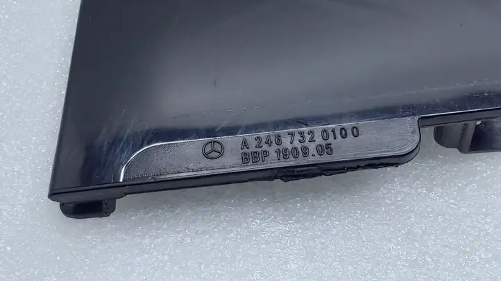 Mercedes-Benz B-class W246 (2014 - 2018) A2467320100 Прочая отделка задней двери — фото 2