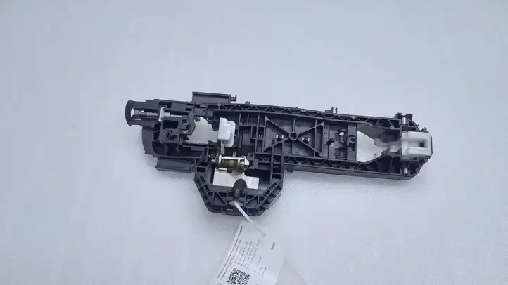 Mercedes-Benz B-class W246 (2014 - 2018) A2047602134 Крепление наружной ручки передней двери — фото 4