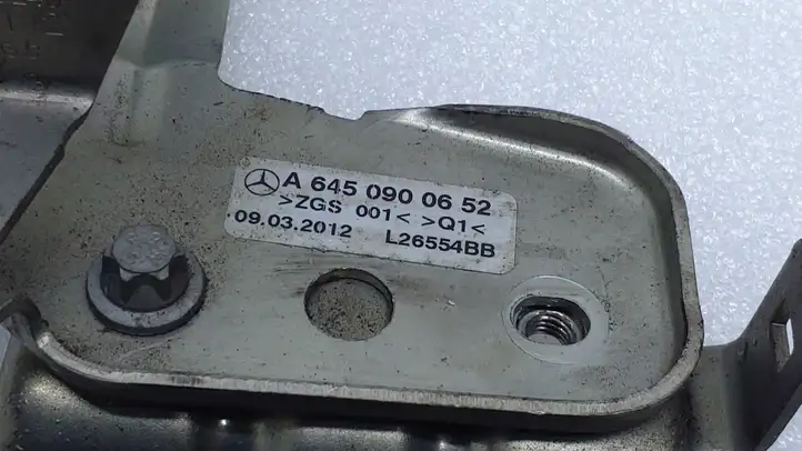 Mercedes-Benz B-class W246 (2011 - 2014) A6450900652 Кронштейн топливного фильтра — фото 2