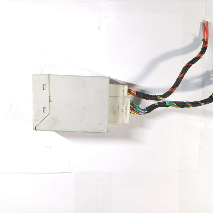 BMW 5 E60 E61 (2004 - 2010)  6783256 Блок управления крюка для прицепа