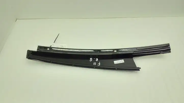 BMW 5 F10 F11 (2009 - 2016) 7209716 Накладка стекла задней двери — фото 4