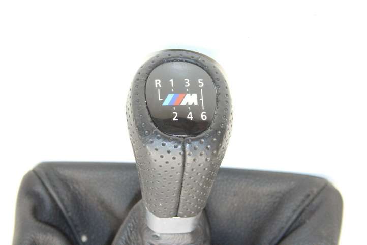 BMW 3 E92 E93 (2005 - 2014)  8037309 Отделка рычага переключения передач (кожа, головка)