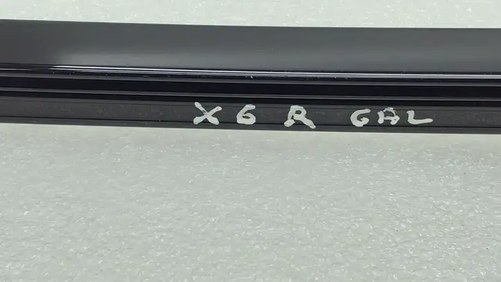 BMW X6 E71 (2008 - 2014) Накладка стекла задней двери — фото 2