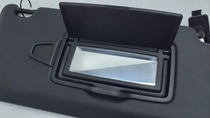 Mercedes-Benz B-class W246 (2014 - 2018) A2468100410 Солнцезащитный козырек — фото 4