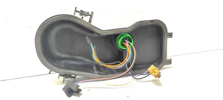 Ford Mondeo Mk III (2000 - 2007)   Крышка передней фары