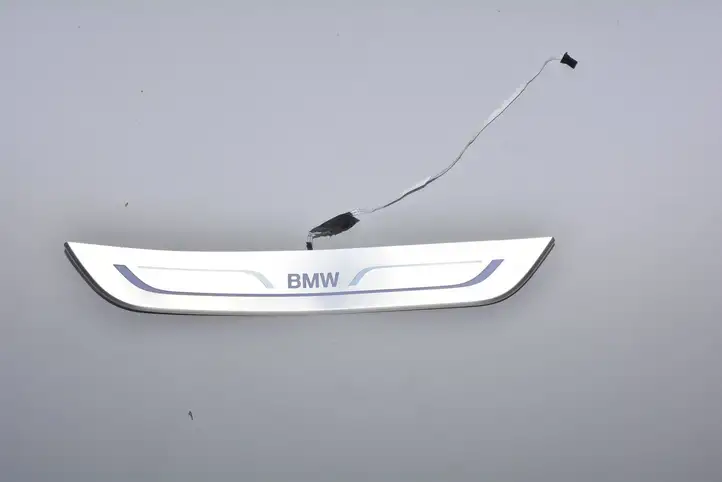 BMW 7 G11 G12 (2015 - 2022) Внутренняя отделка заднего порога — фото 1