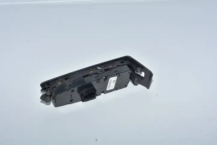 BMW 7 G11 G12 (2015 - 2022) 9382502 Блок кнопок стеклоподъемников — фото 3