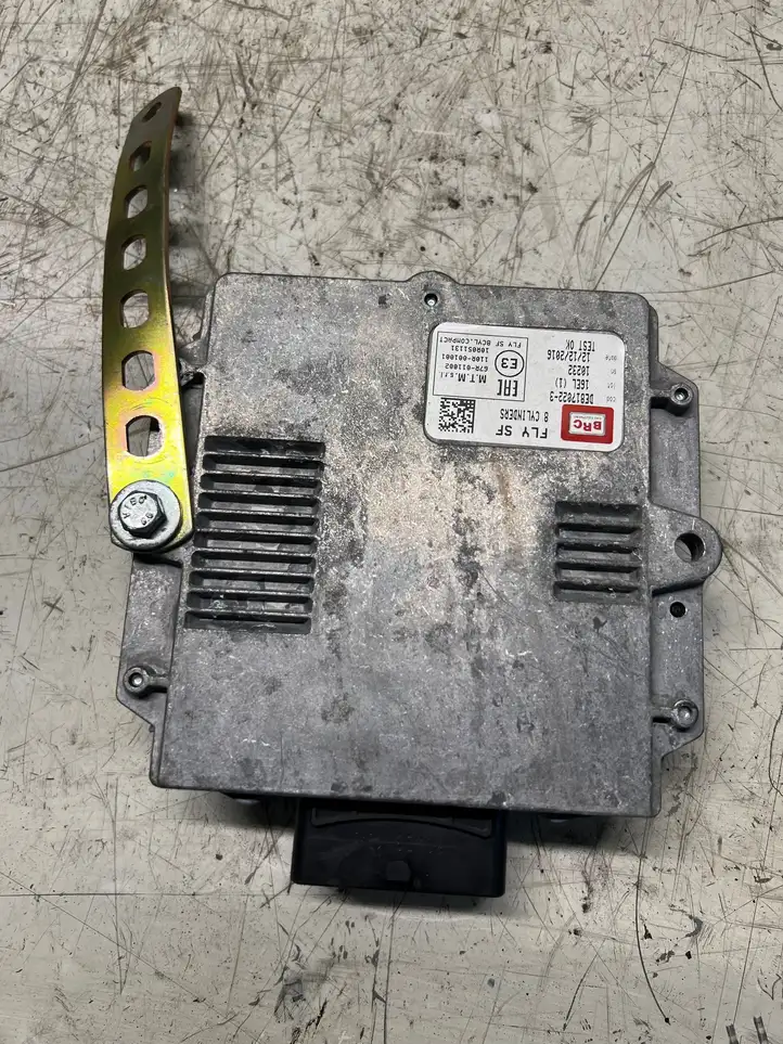 Porsche Cayenne (9PA) (2002 - 2010) 67R011002 Блок управления ГБО — фото 1