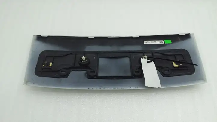 BMW Z4 E89 (2009 - 2017) 7201544 Крышка GPS-антенны — фото 5