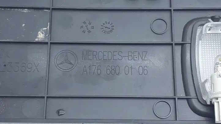 Mercedes-Benz A W176 (2012 - 2018) A1766800106 Нижняя отделка панели приборов — фото 2