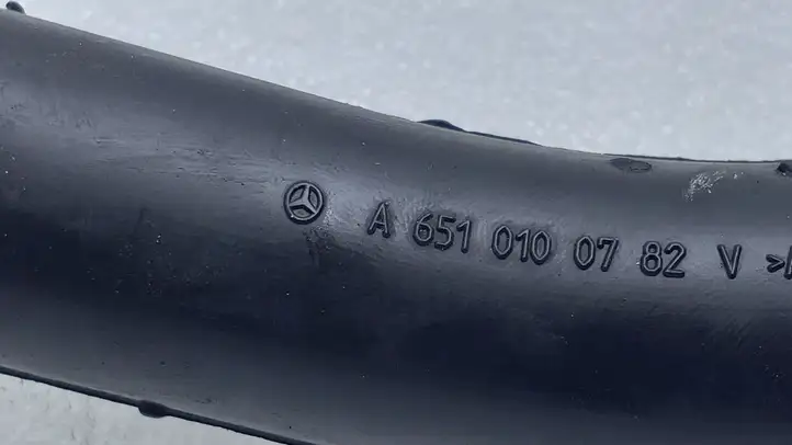 Mercedes-Benz A W176 (2012 - 2018) A6510100782 Трубка подачи воздуха — фото 2